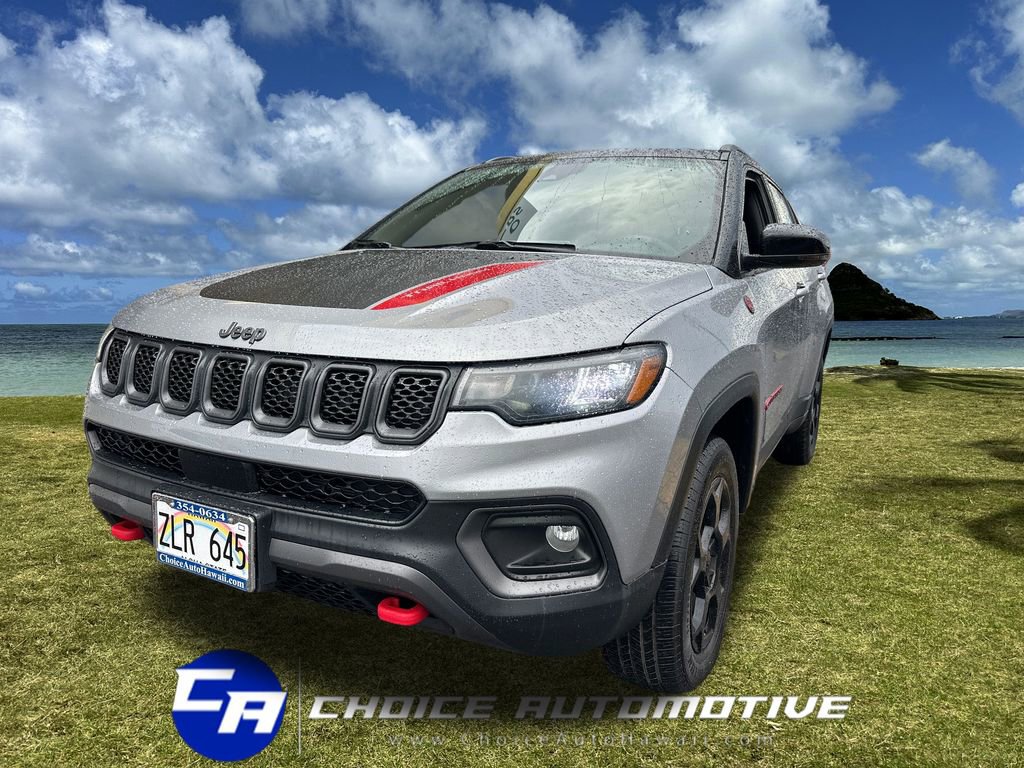 Used 2023 Jeep Compass Trailhawk image 1
