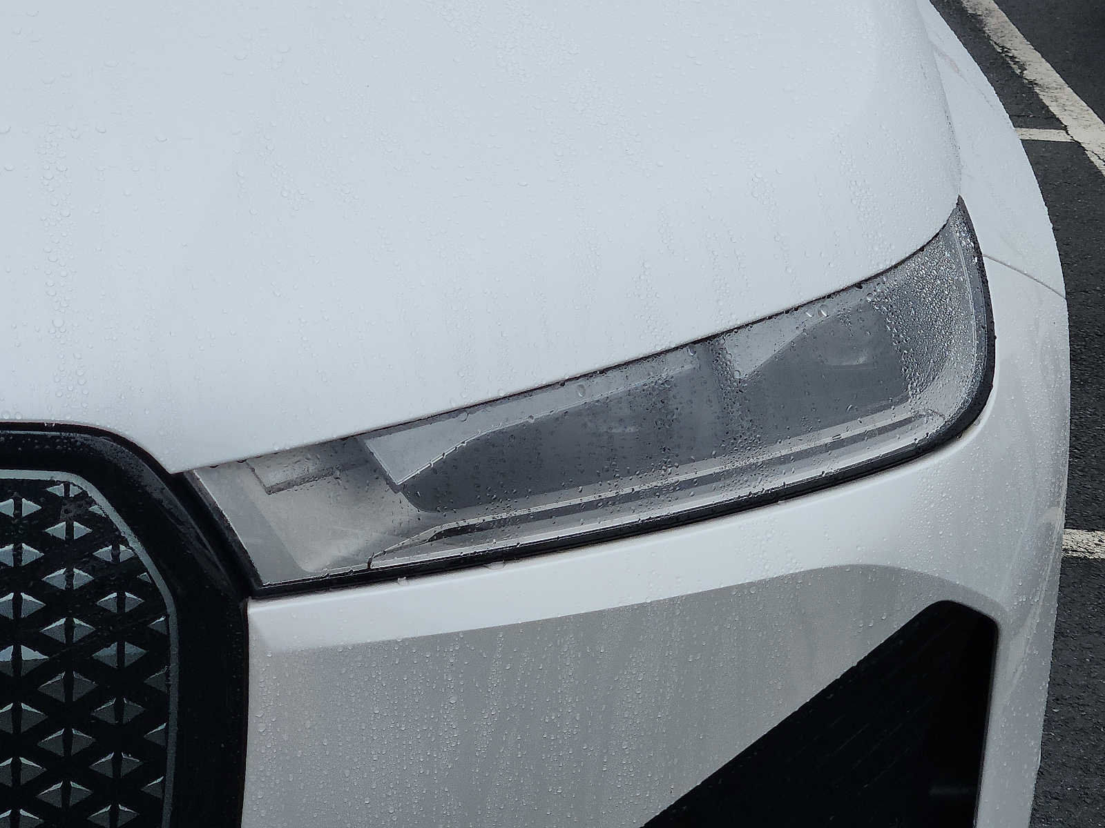 Certified 2024 BMW iX xDrive50 w/ Premium Package AWD/4WD image 9