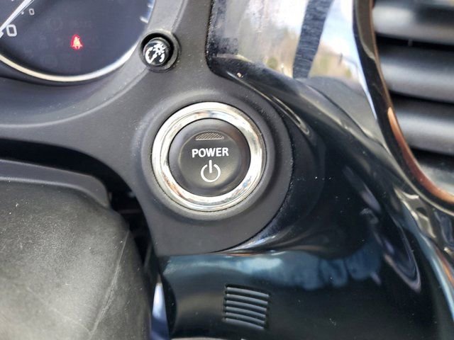 Used 2018 Mitsubishi Outlander SEL image 22