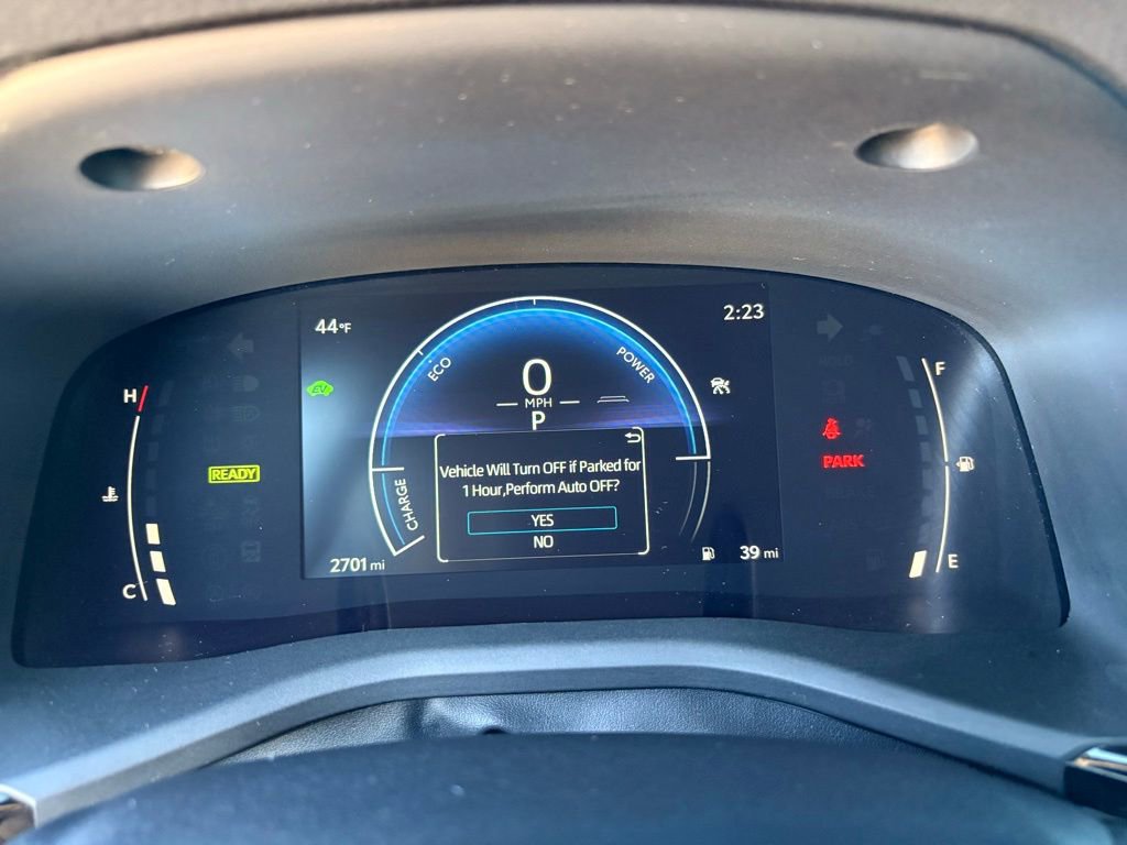 Used 2025 Toyota Camry SE w/ Convenience Package image 14