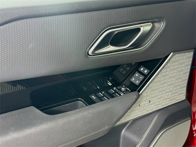 Used 2022 Land Rover Range Rover Velar R-Dynamic S image 20