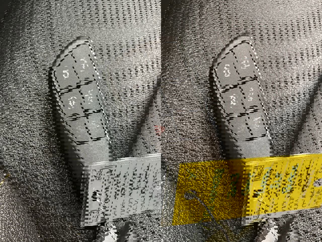 Used 2023 GMC Yukon SLT image 30