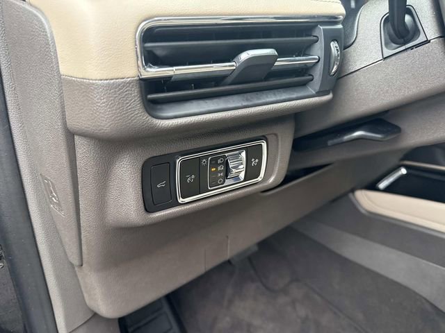 Used 2024 Lincoln Corsair AWD image 25