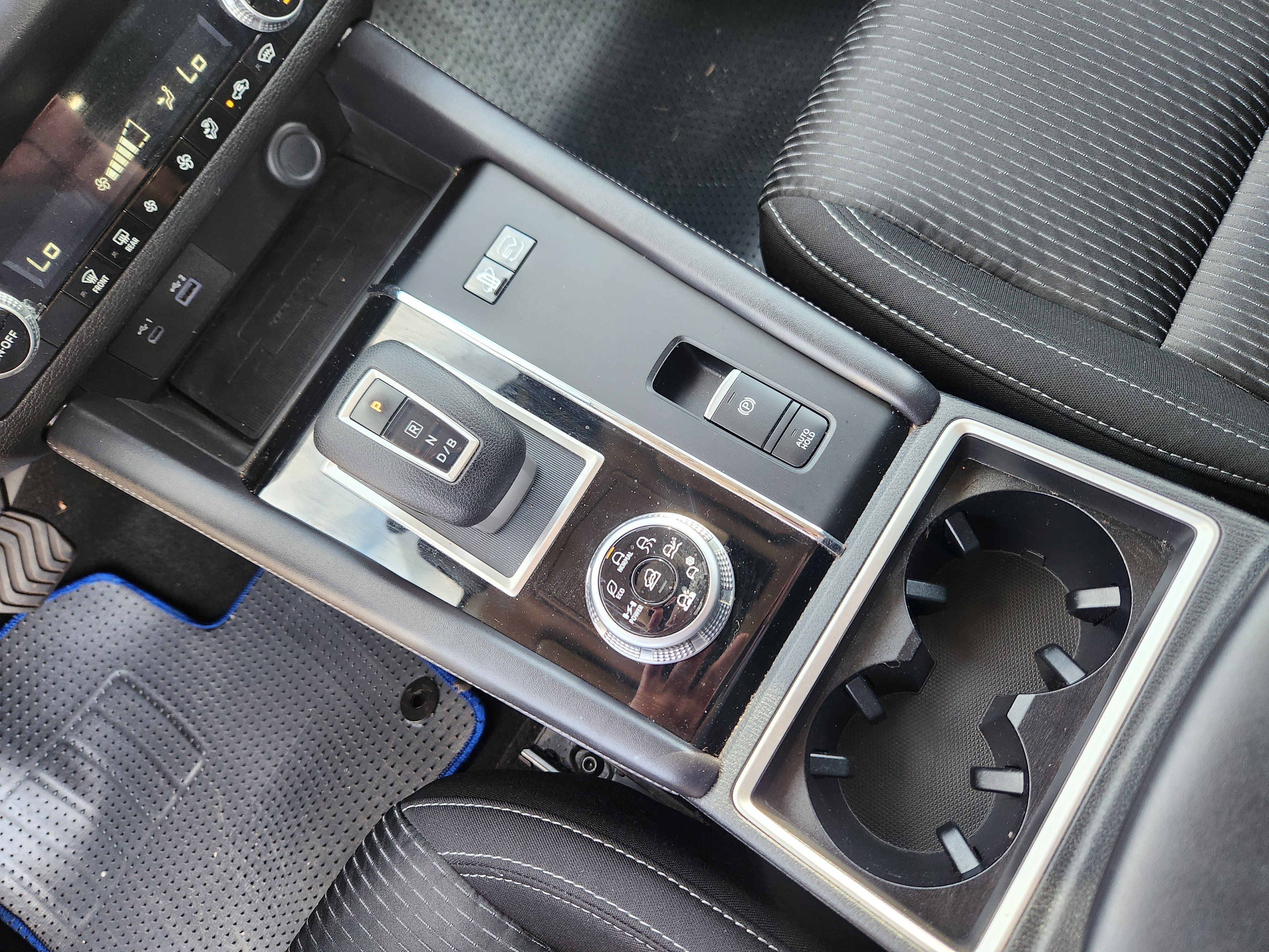 Used 2025 Mitsubishi Outlander ES AWD/4WD image 15
