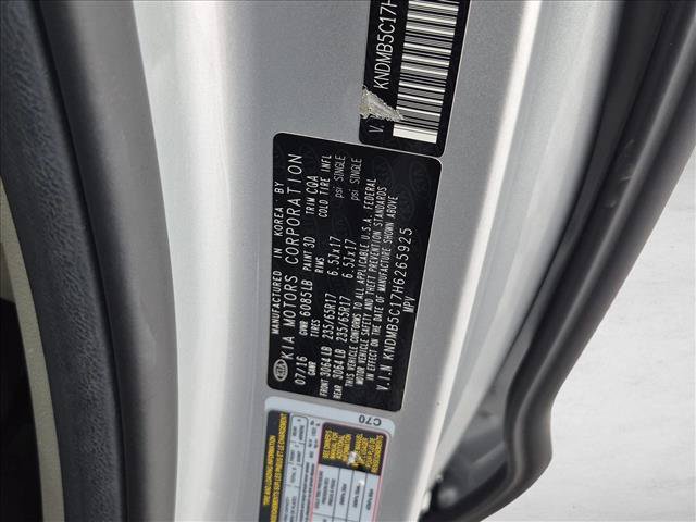 Used 2017 Kia Sedona LX w/ LX Essentials Premium Package FWD image 26