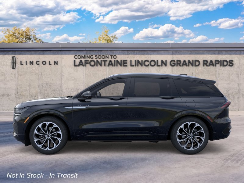New 2026 Lincoln Nautilus Reserve AWD/4WD image 3