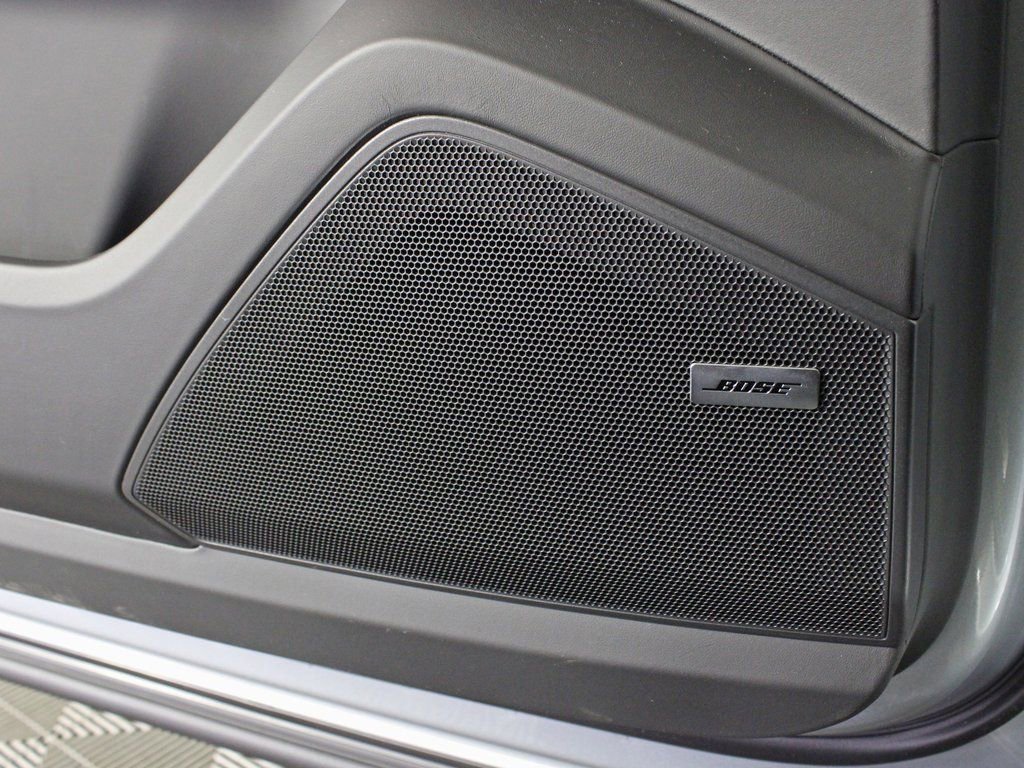 Certified 2025 Porsche Cayenne image 17