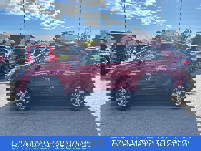 Used 2025 Toyota RAV4 XLE image 6