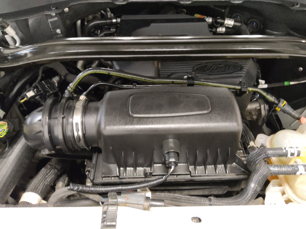 Used 2020 Ford Explorer Limited image 30