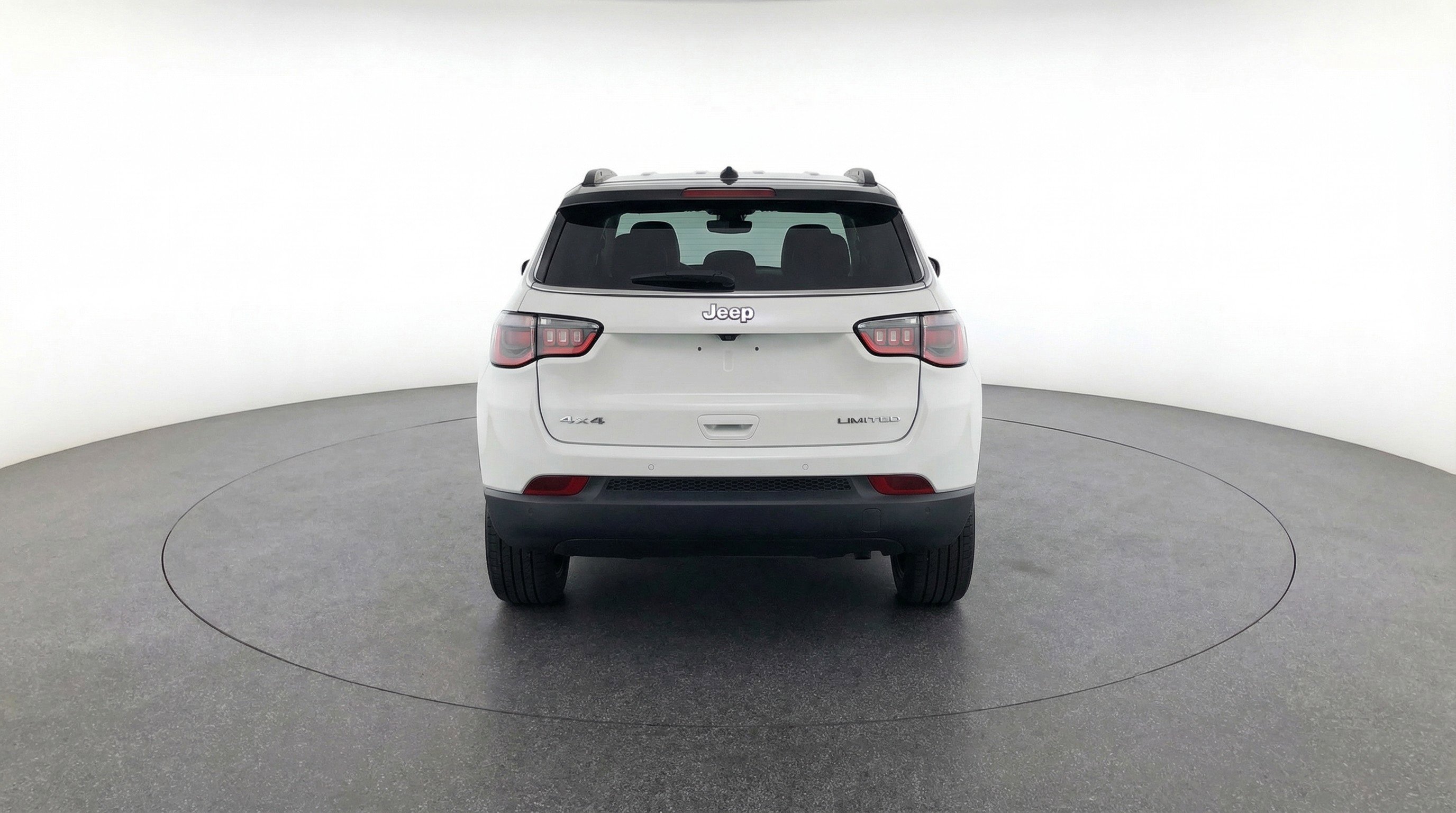 Used 2025 Jeep Compass Limited AWD/4WD image 7
