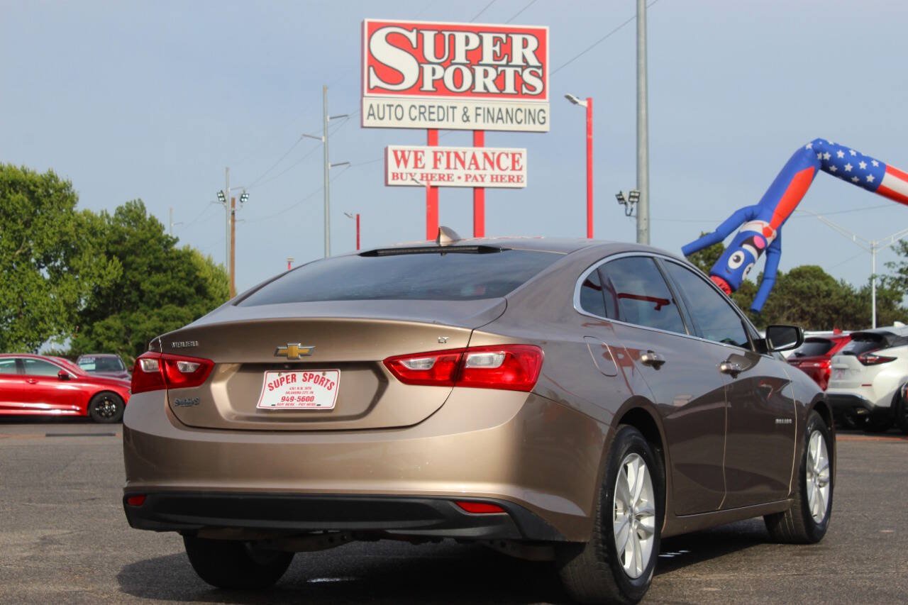 Used 2018 Chevrolet Malibu LT FWD image 4