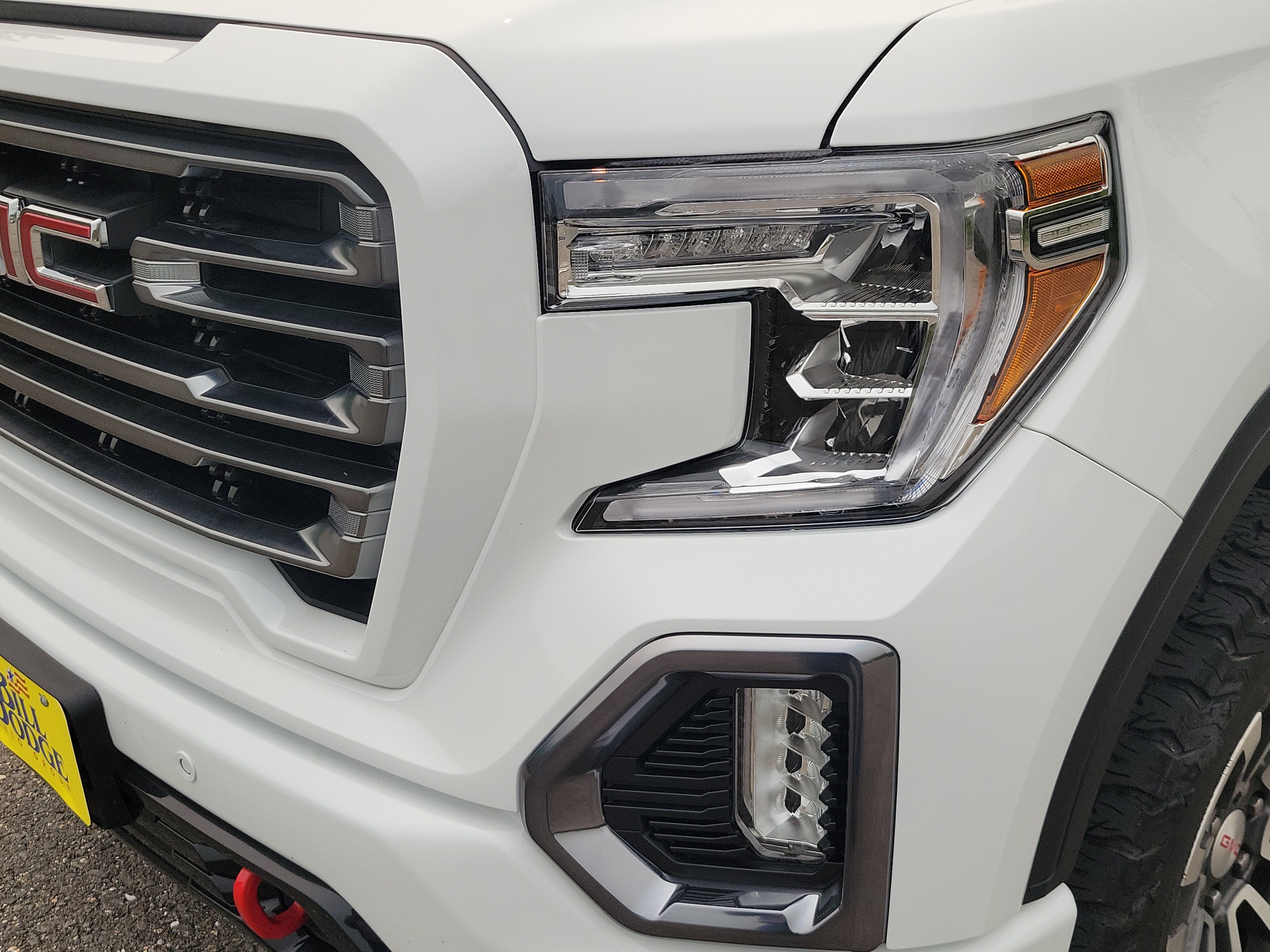 Used 2019 GMC Sierra 1500 AT4 w/ AT4 Premium Package AWD/4WD image 9