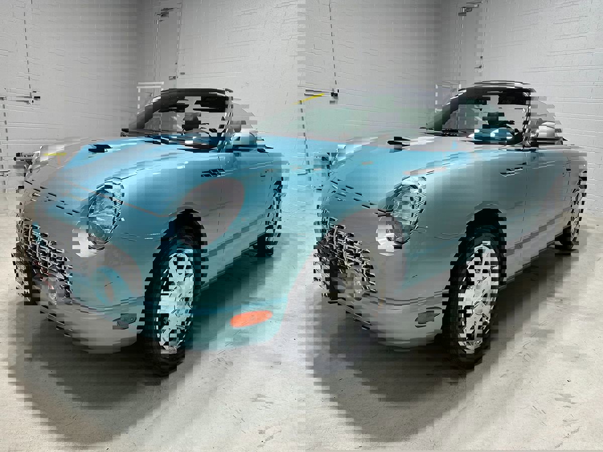 Used 2002 Ford Thunderbird image 22