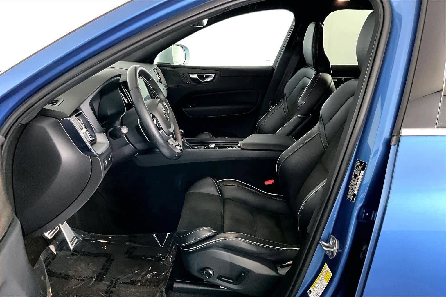 Used 2019 Volvo XC60 T6 R-Design AWD/4WD image 9