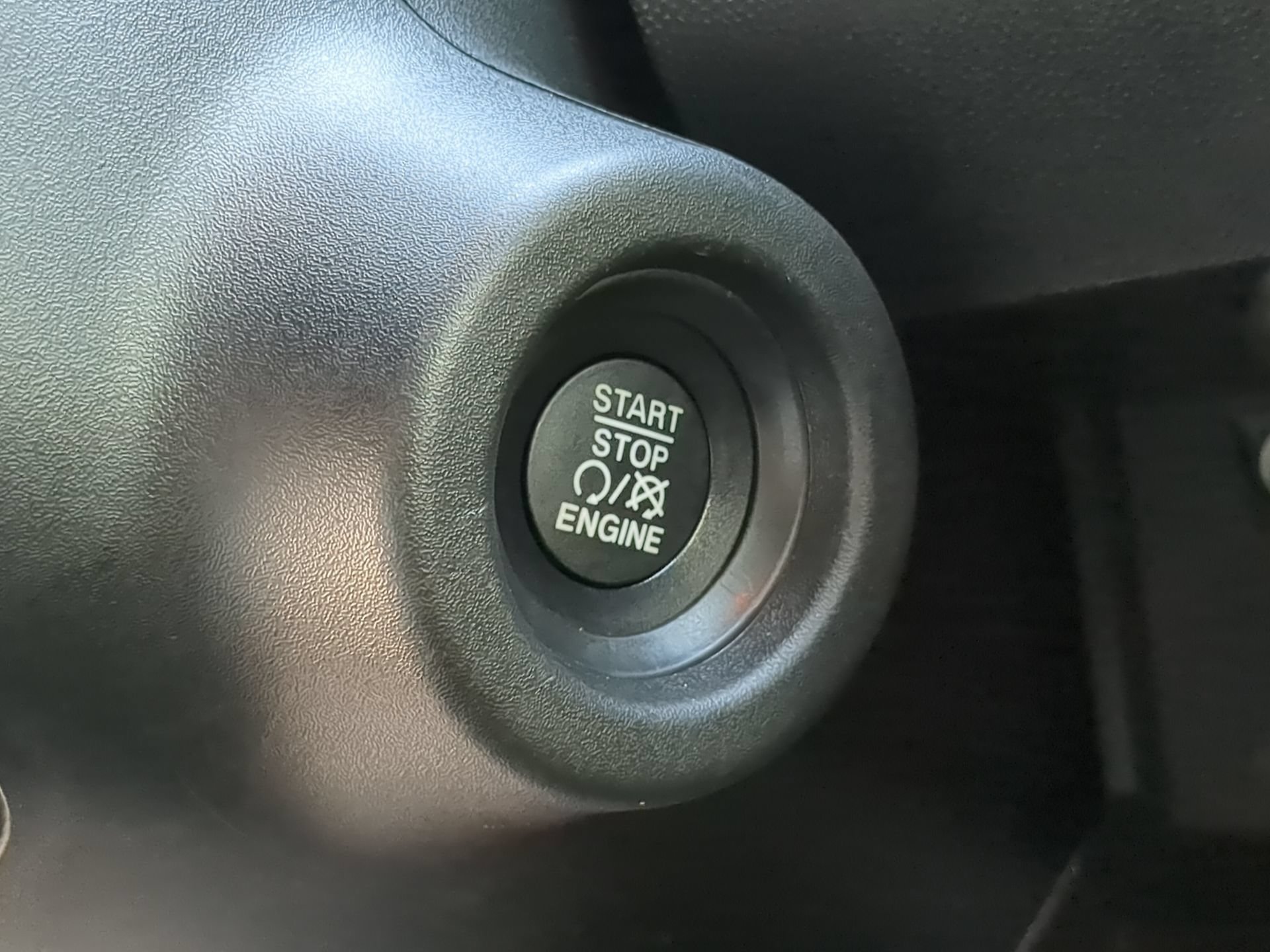 Used 2025 RAM ProMaster 2500 w/ U-Haul Equipment Group FWD image 65