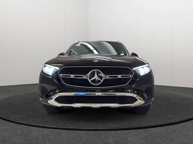Certified 2026 Mercedes-Benz GLC 300 4MATIC image 2