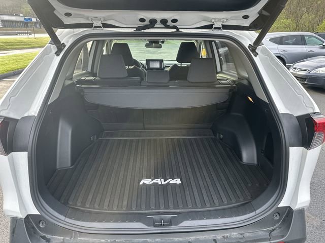 Certified 2019 Toyota RAV4 XLE w/ Convenience Package image 22