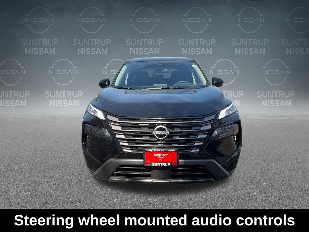 Used 2026 Nissan Rogue SV FWD image 10