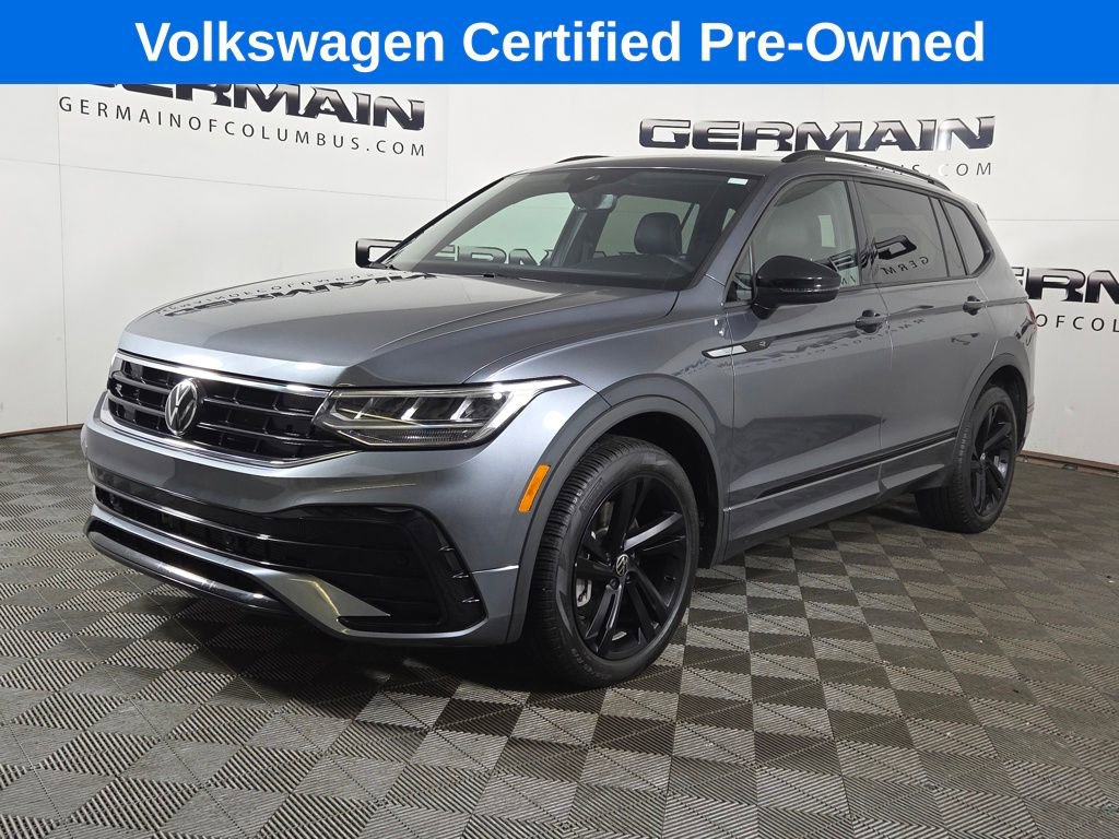 Certified 2023 Volkswagen Tiguan SE R-Line image 1