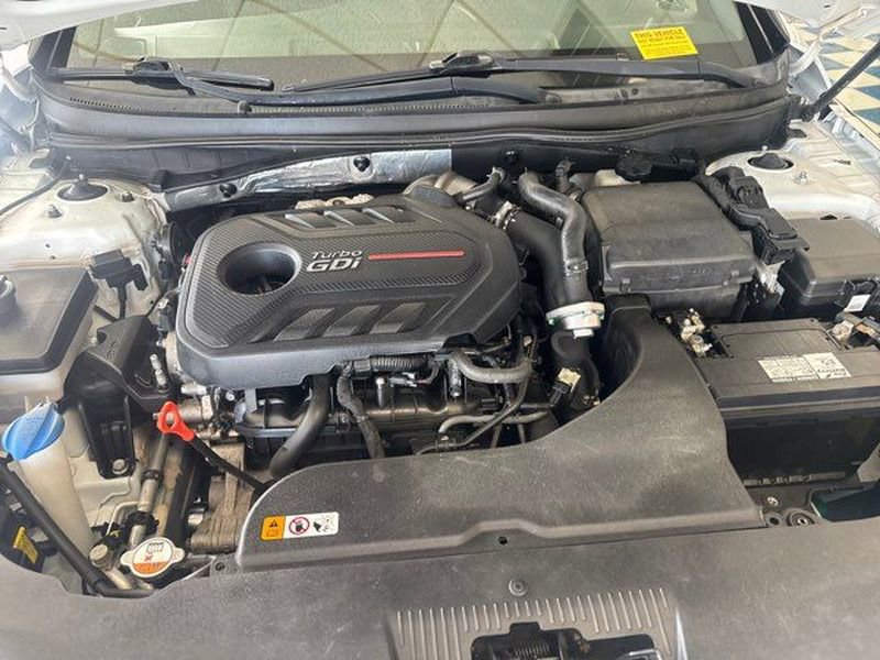 Used 2015 Hyundai Sonata Limited 2.0T w/ Cargo Package FWD image 21