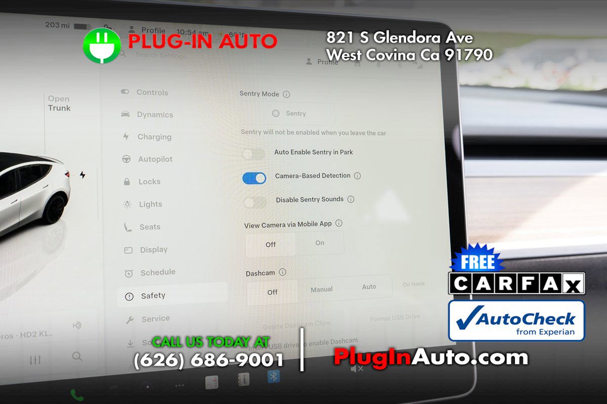 Used 2023 Tesla Model Y Performance image 31