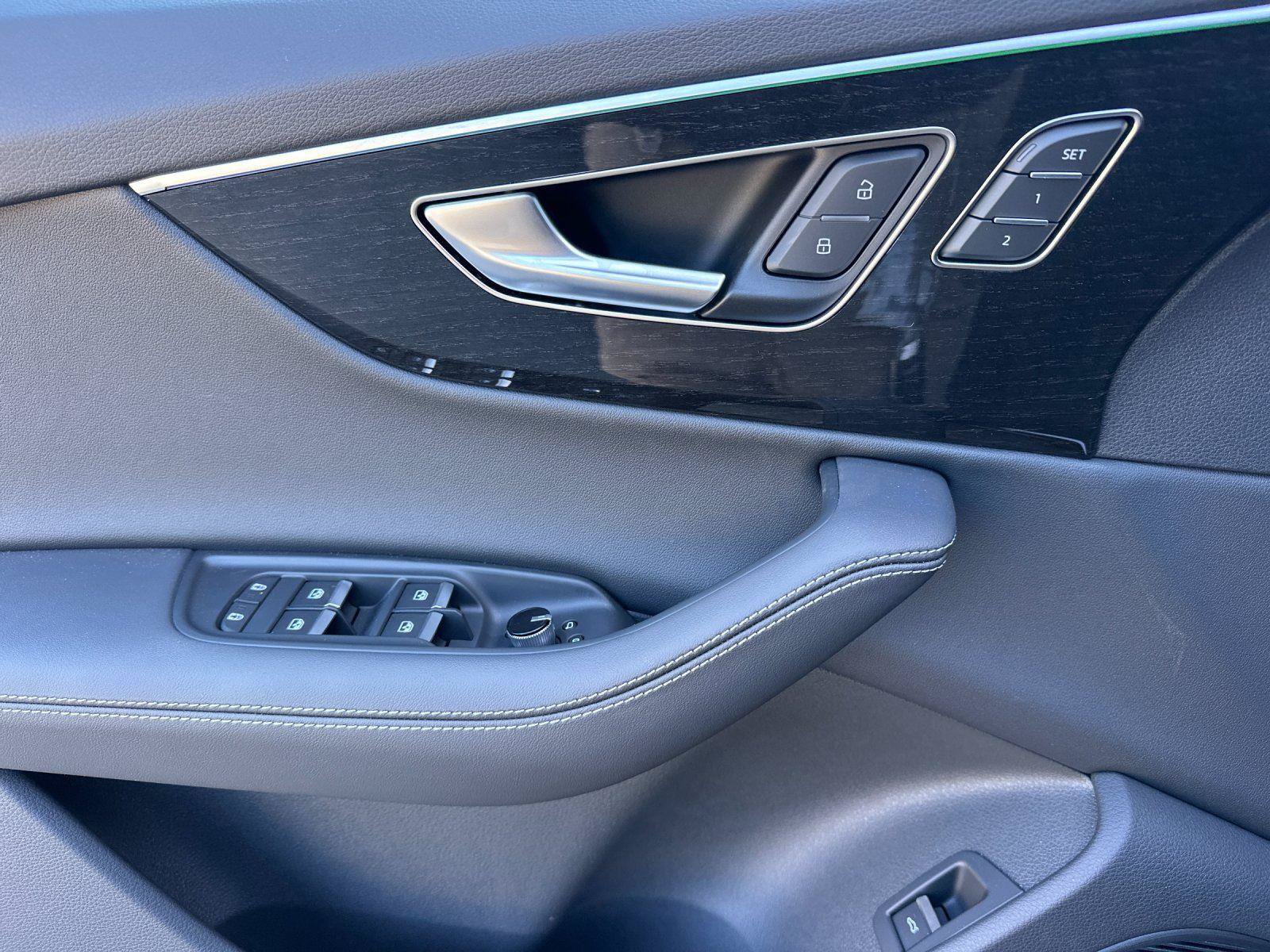 New 2026 Audi Q7 2.0T Premium Plus AWD/4WD image 10