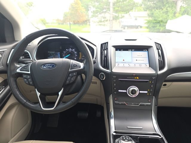 Used 2019 Ford Edge Titanium FWD image 15