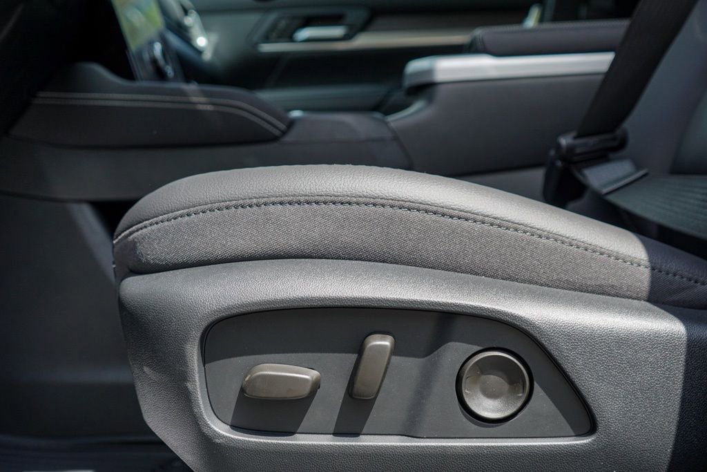 New 2026 GMC Terrain Denali image 17