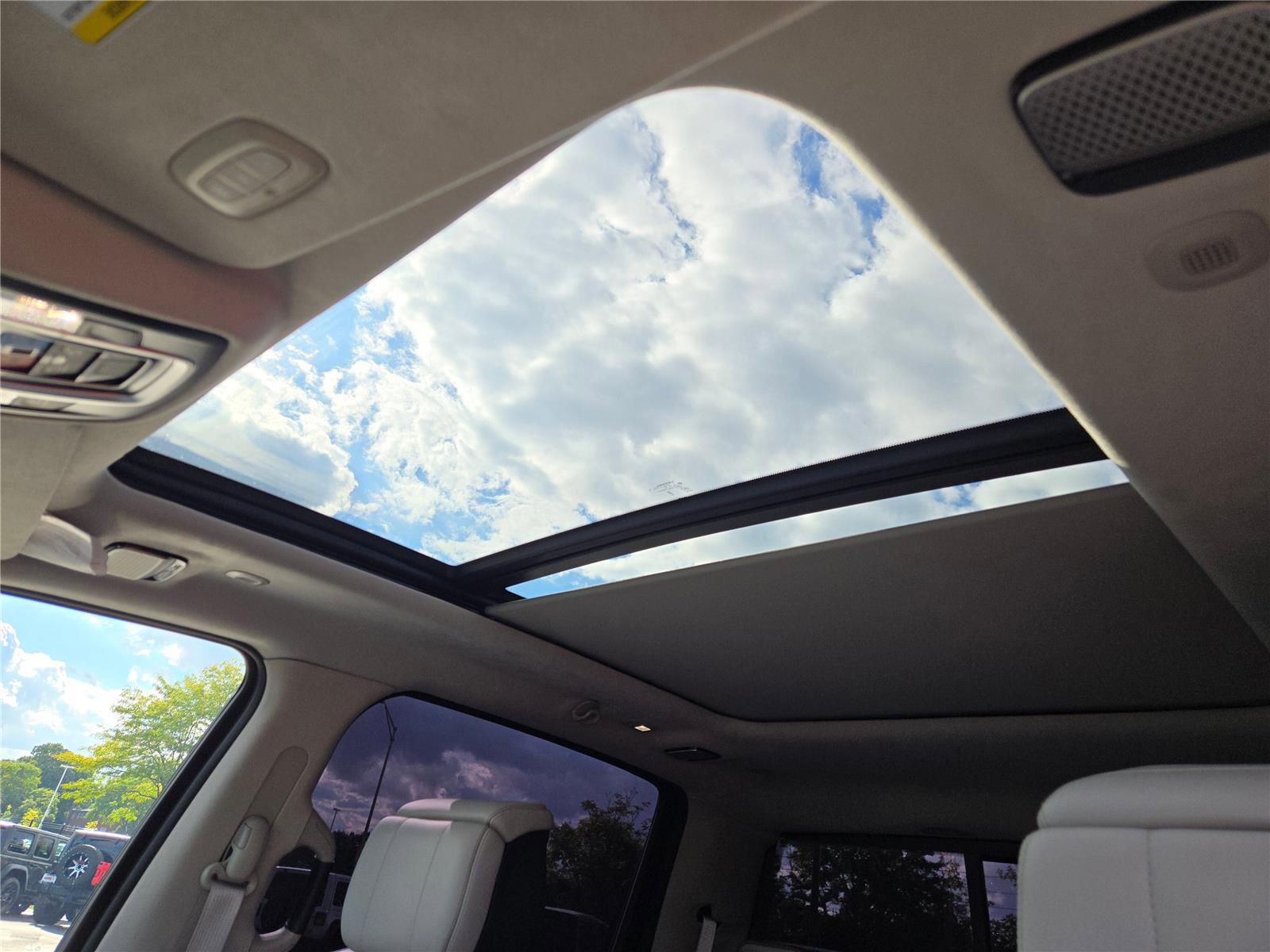 Used 2025 RAM 1500 Tungsten w/ Bed Utility Group image 34