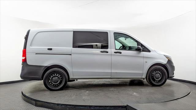 Used 2018 Mercedes-Benz Metris image 9