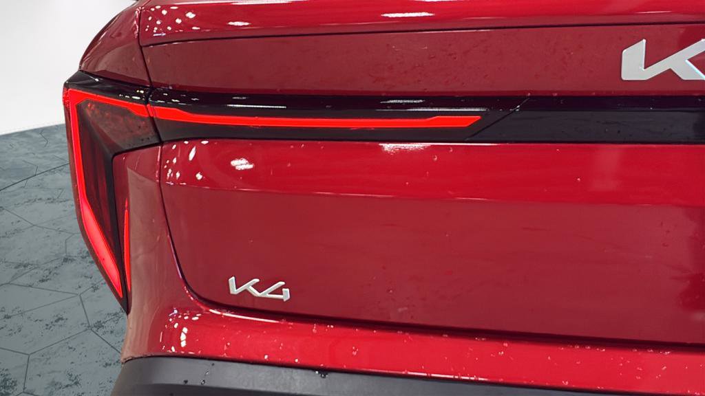 Certified 2025 Kia K4 image 33