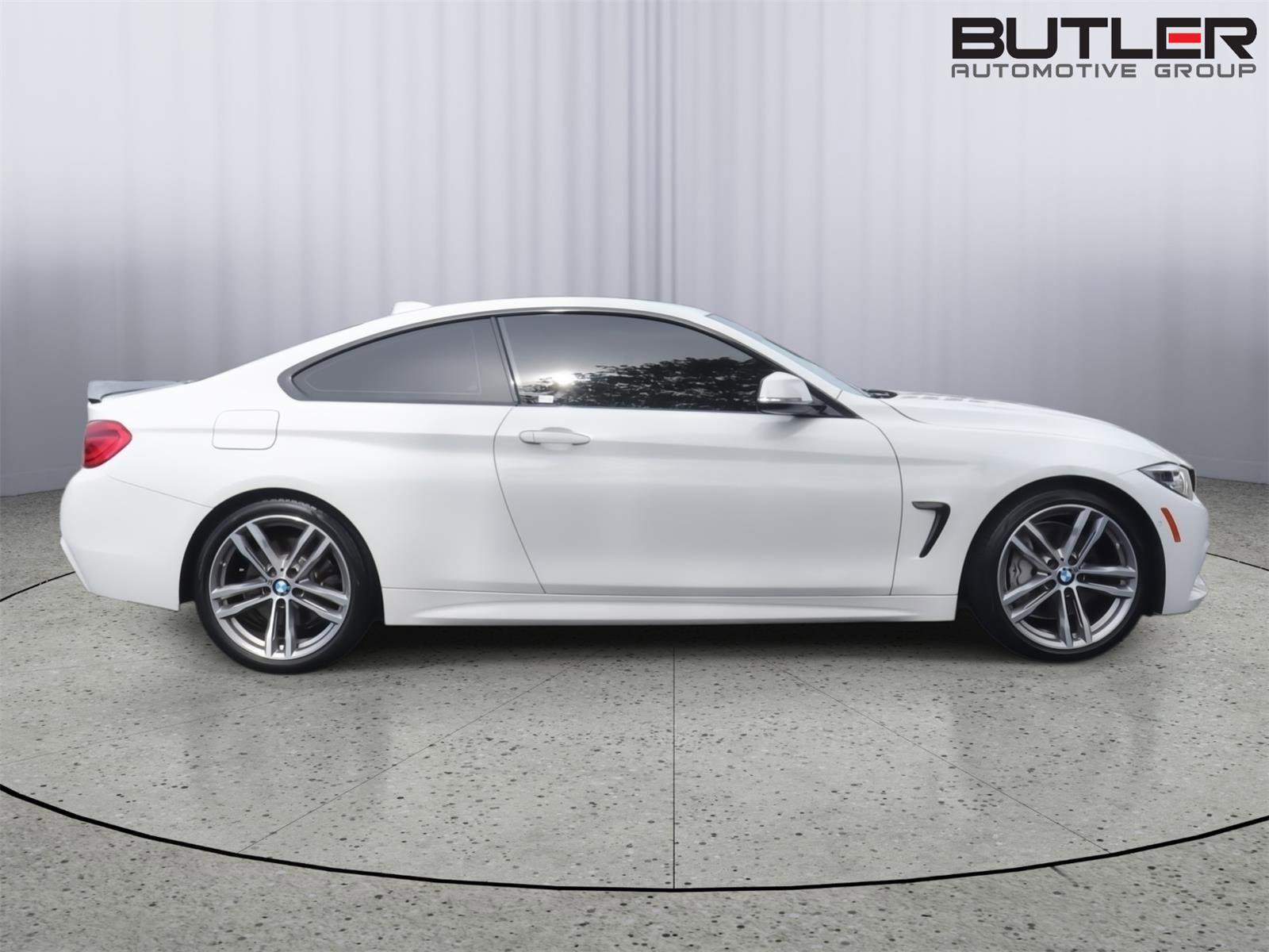 Used 2019 BMW 430i Coupe w/ M Sport Package RWD image 8