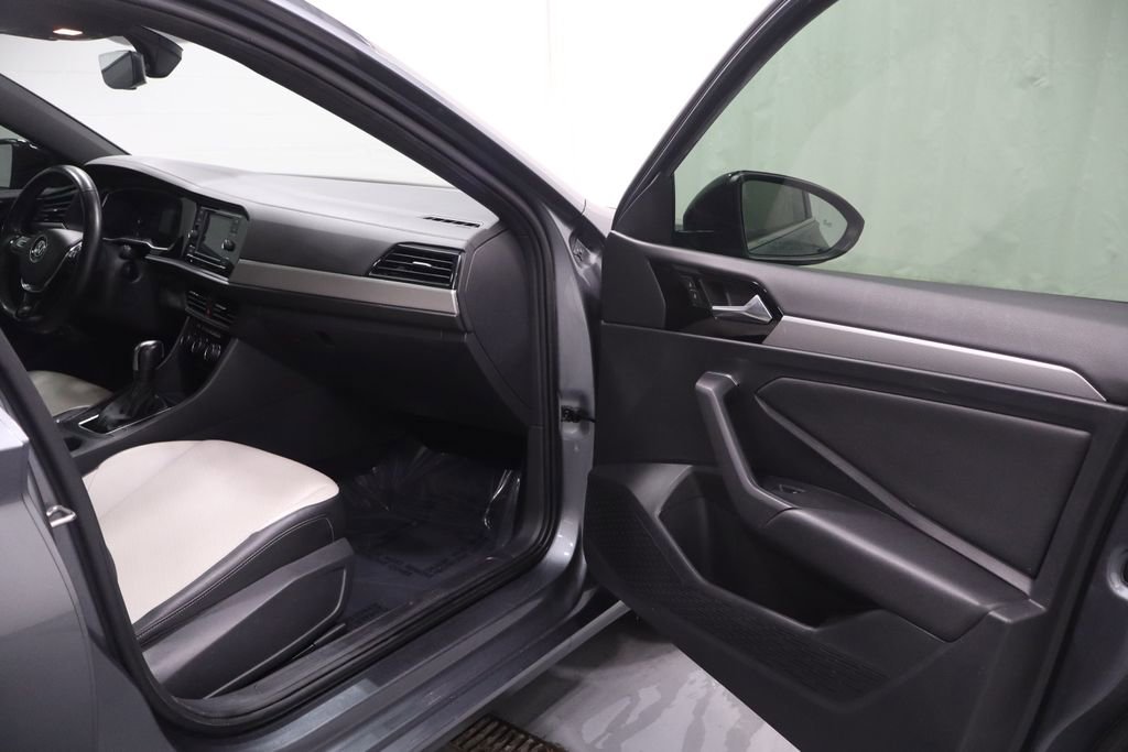 Used 2020 Volkswagen Jetta S image 14