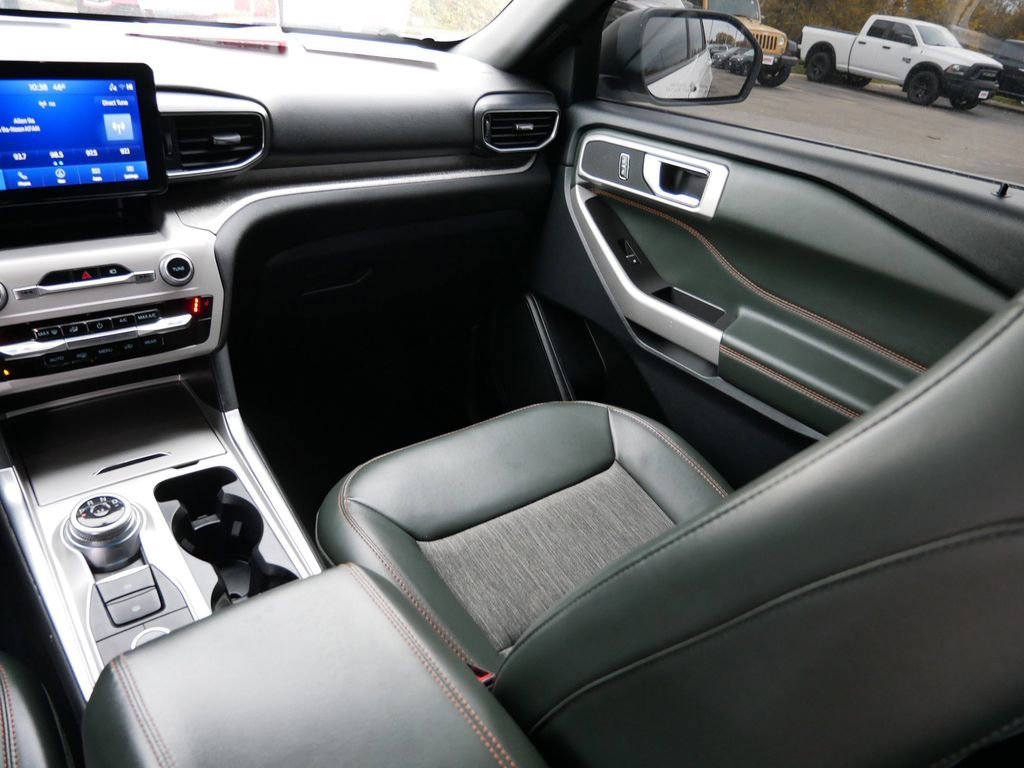 Used 2022 Ford Explorer Timberline image 16