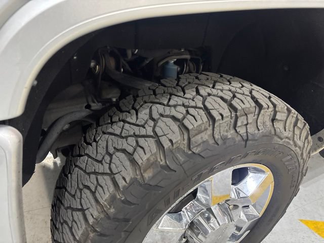Used 2019 GMC Sierra 3500 Denali w/ Duramax Plus Package AWD/4WD image 40