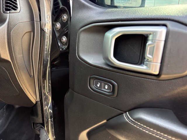 Used 2019 Jeep Wrangler Unlimited Sahara w/ Safety Group AWD/4WD image 44