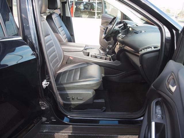 Used 2017 Ford Escape Titanium AWD/4WD image 6