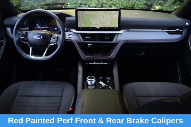 Used 2025 Ford Explorer ST-Line w/ ST-Line Street Pack AWD/4WD image 8