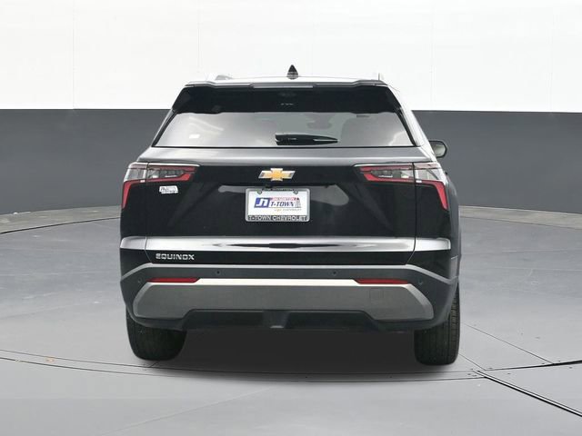 Used 2025 Chevrolet Equinox LT w/ Convenience Package II FWD image 11