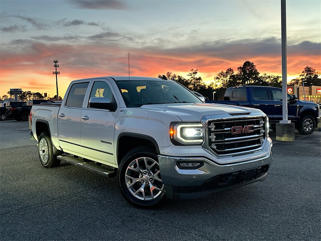 Used 2017 GMC Sierra 1500 SLT image 1