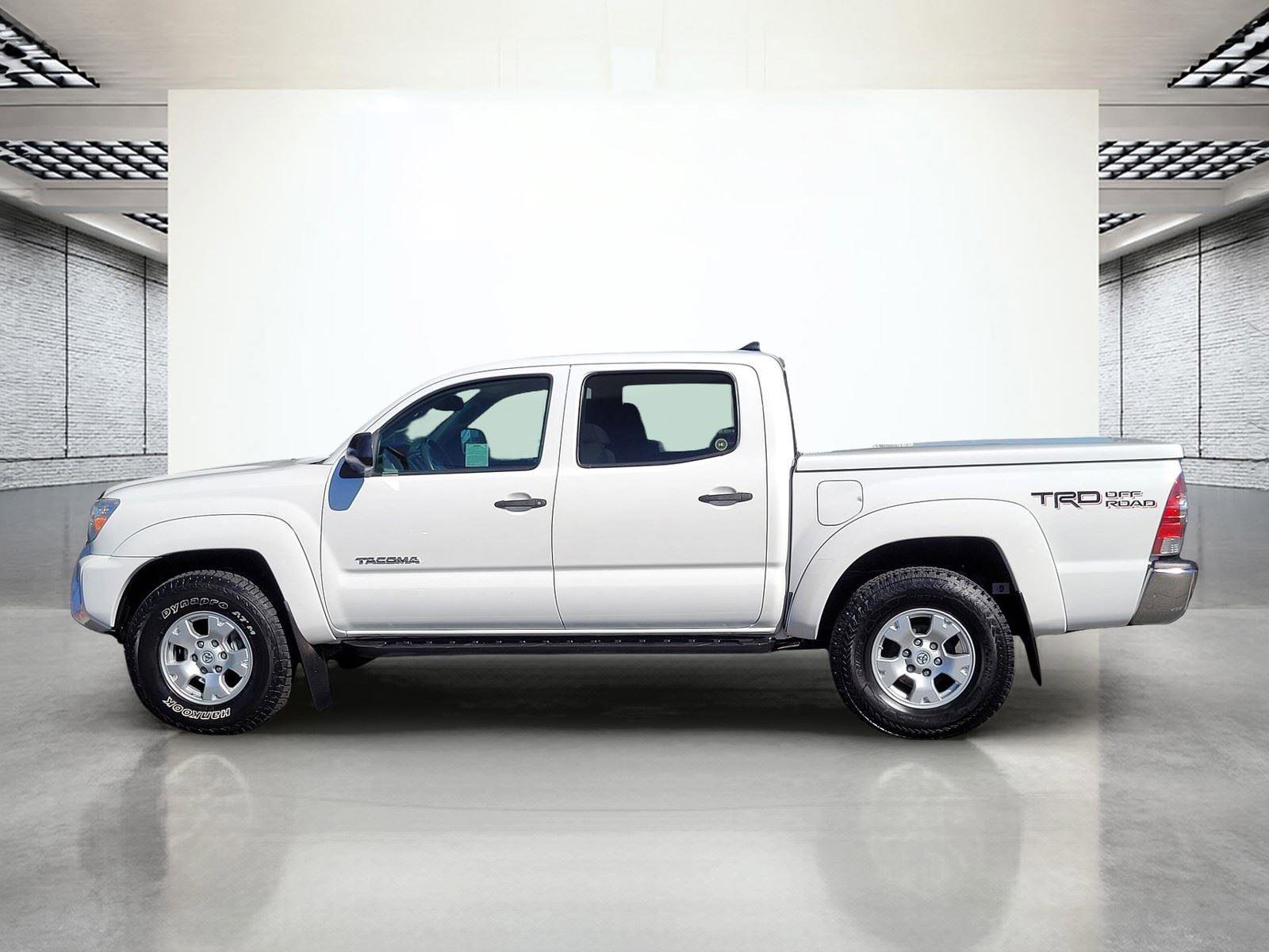 Used 2014 Toyota Tacoma 4x4 Double Cab w/ TRD Off-Road Package image 10