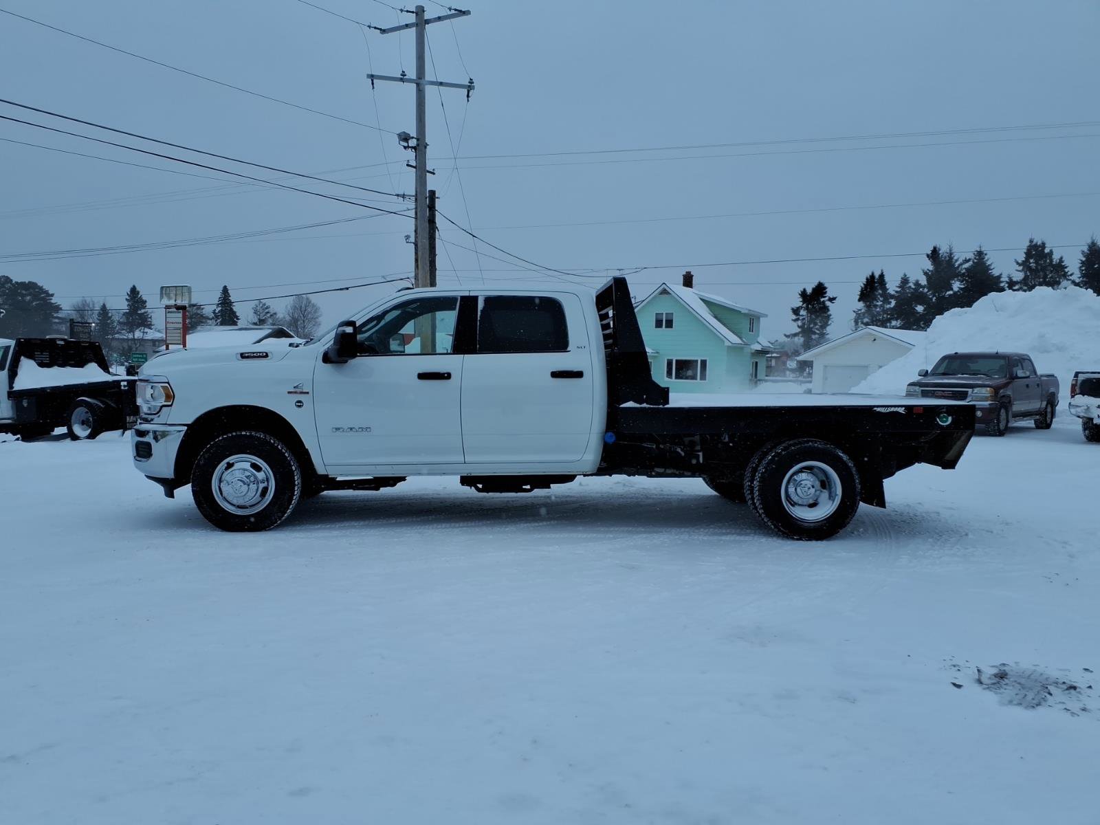 Used 2024 RAM 3500 SLT w/ Quick Order Package 2YG SLT image 3