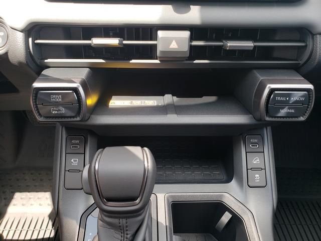 New 2026 Toyota RAV4 XSE AWD/4WD image 19