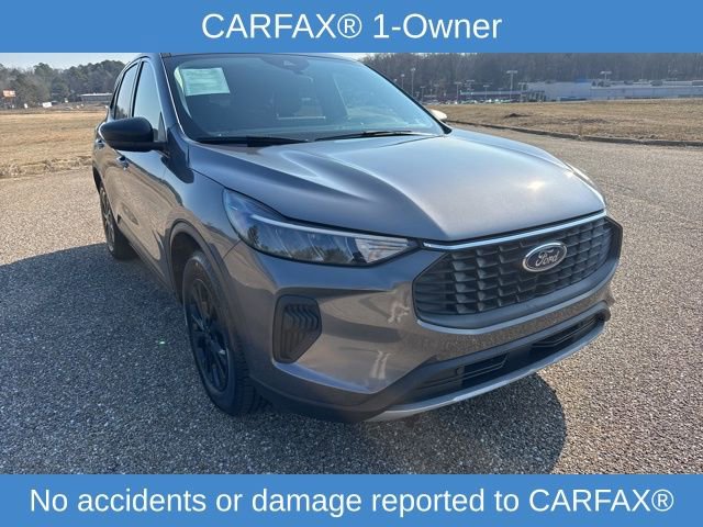 Used 2023 Ford Escape Active w/ Tech Pack #1 image 2