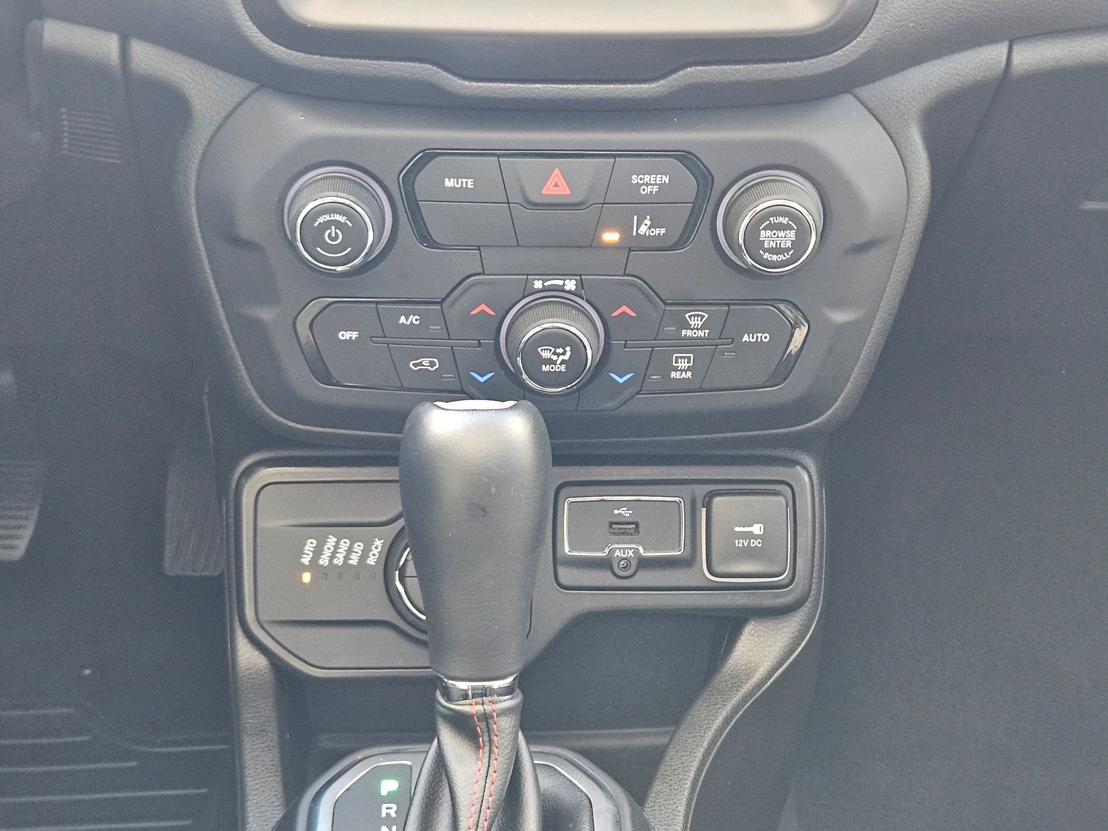 Used 2023 Jeep Renegade Trailhawk w/ Sun/Sound Group image 14