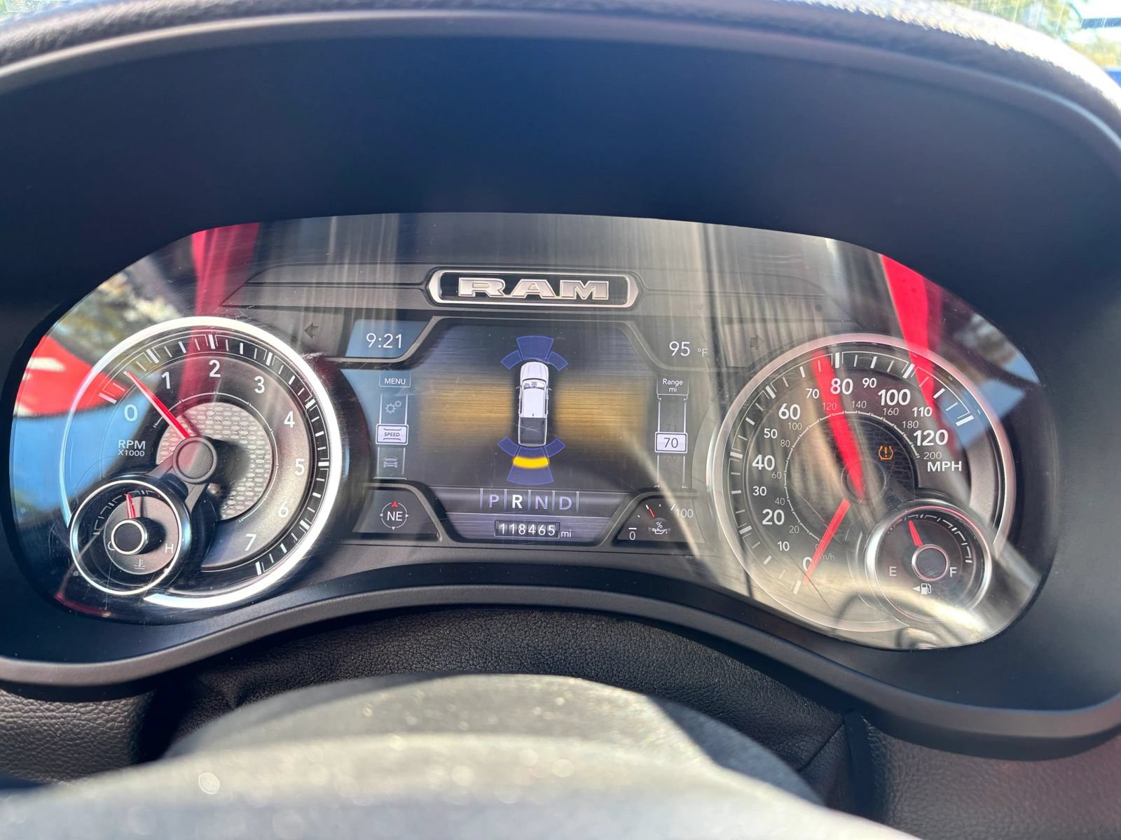 Used 2019 RAM 1500 Laramie AWD/4WD image 28