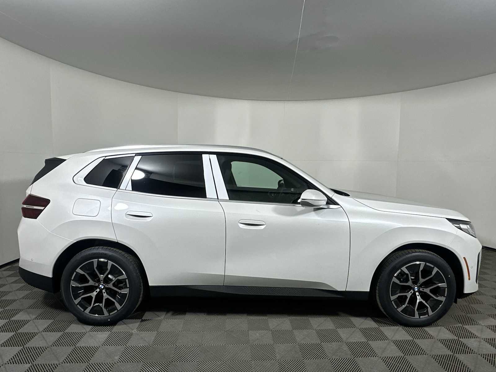 New 2026 BMW X3 xDrive30 w/ Convenience Package image 8