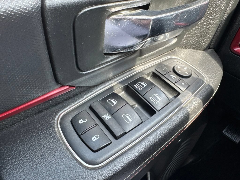 Used 2017 RAM 1500 Rebel w/ Luxury Group AWD/4WD image 8