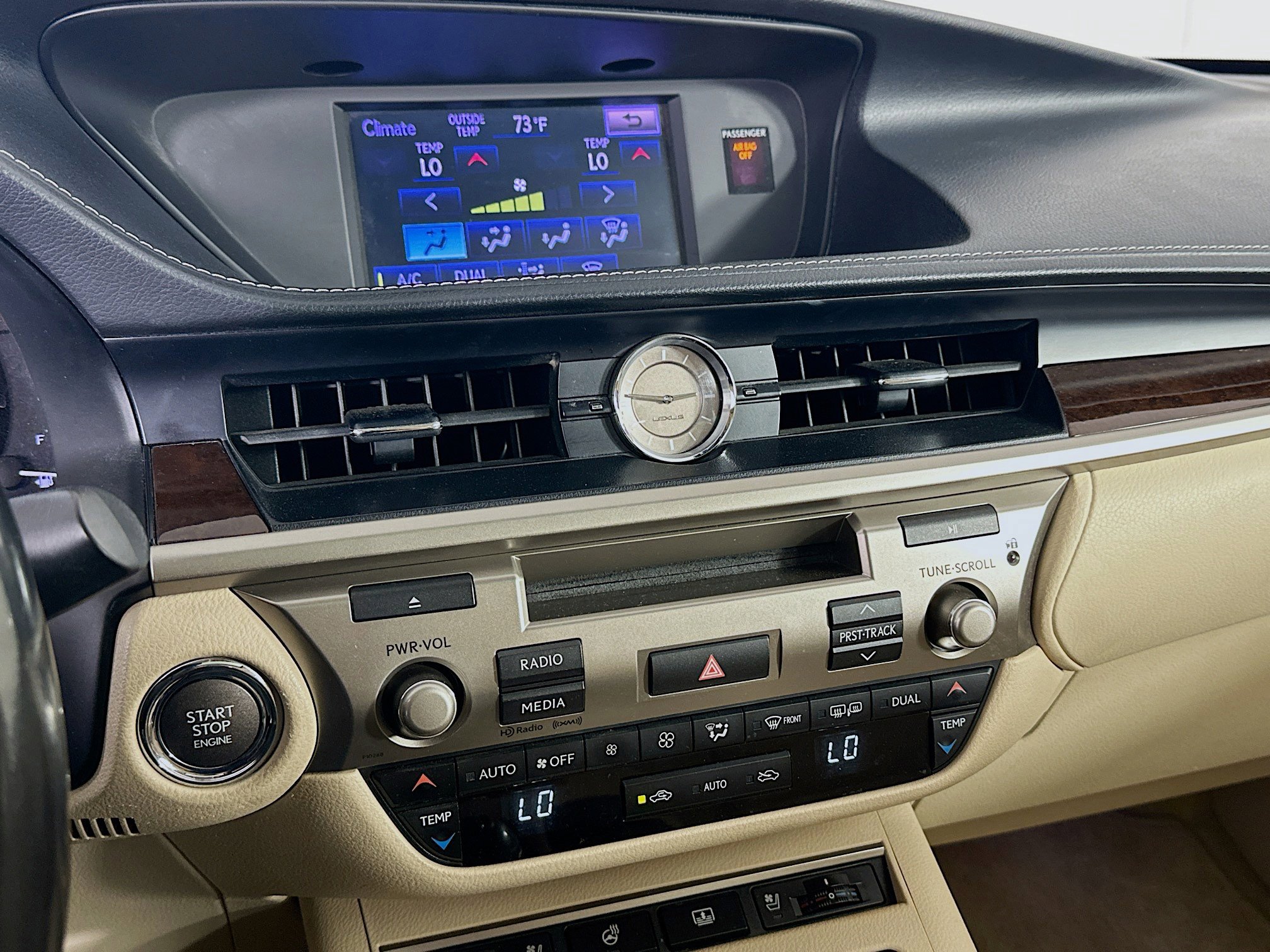 Used 2013 Lexus ES 350 w/ Luxury Pkg FWD image 23