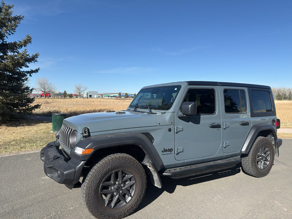 Used 2024 Jeep Wrangler Sport S AWD/4WD image 2